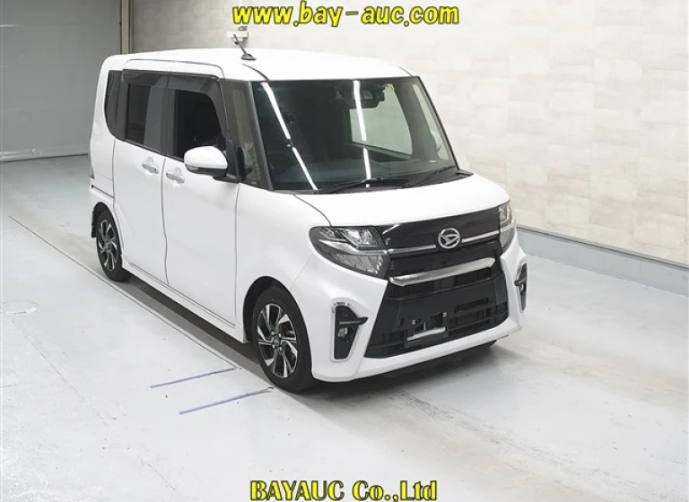 DAIHATSU TANTO 2022