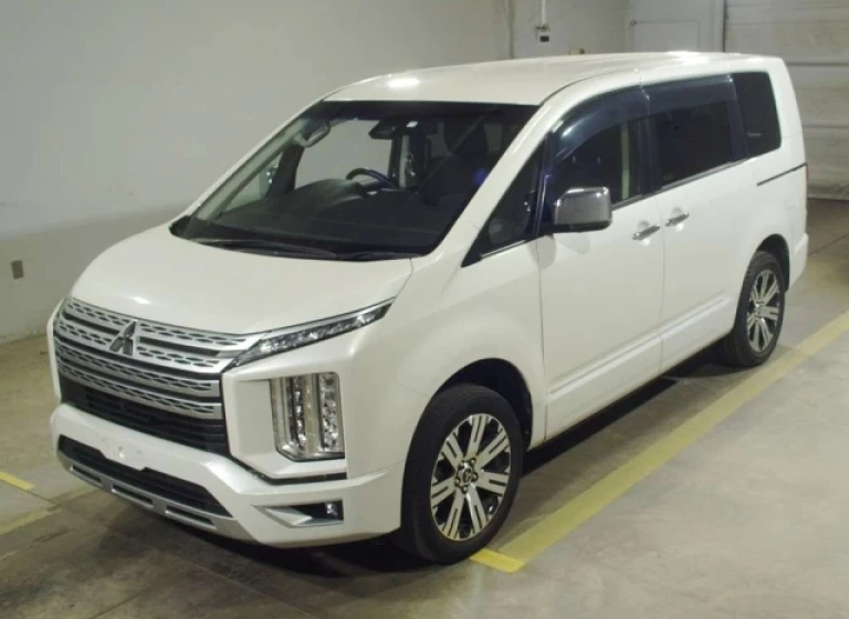 MITSUBISHI DELICA D5 2020