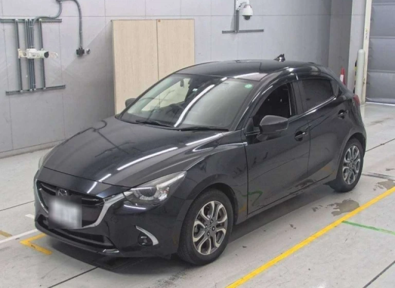MAZDA DEMIO 2019