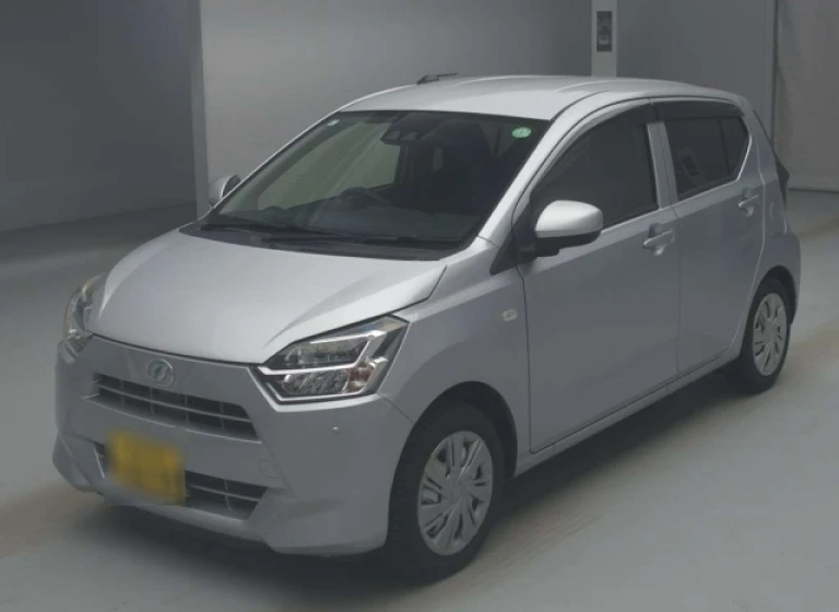 Daixatsu Mira ES 2021
